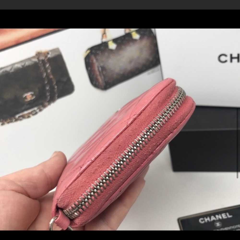 Chanel wallet  pink color.used but good condition.Made in Spain